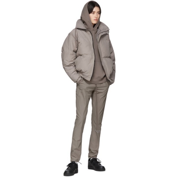 FEAR OF GOD ESSENTIALS
Grey Track Lounge Pants - Picture 1 of 11